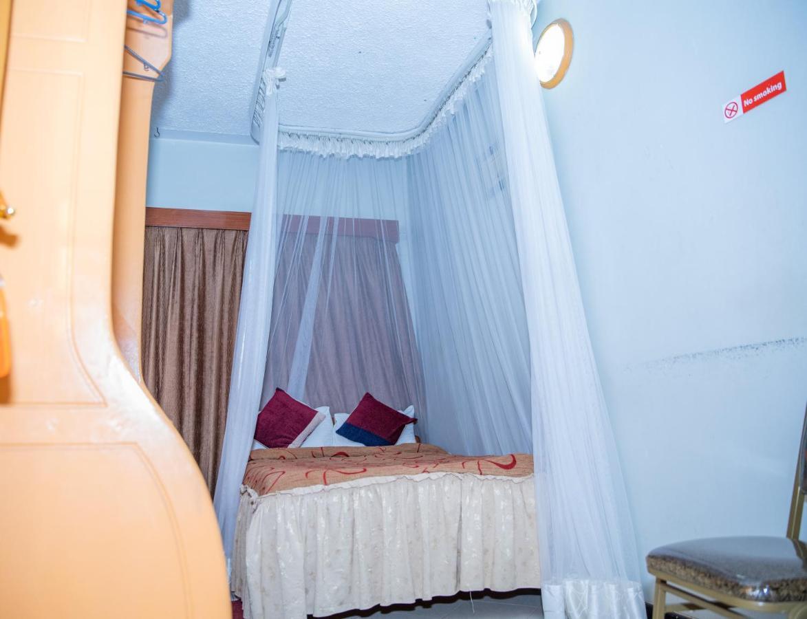 Jupiter Guest House - Parklands Nairobi Luaran gambar
