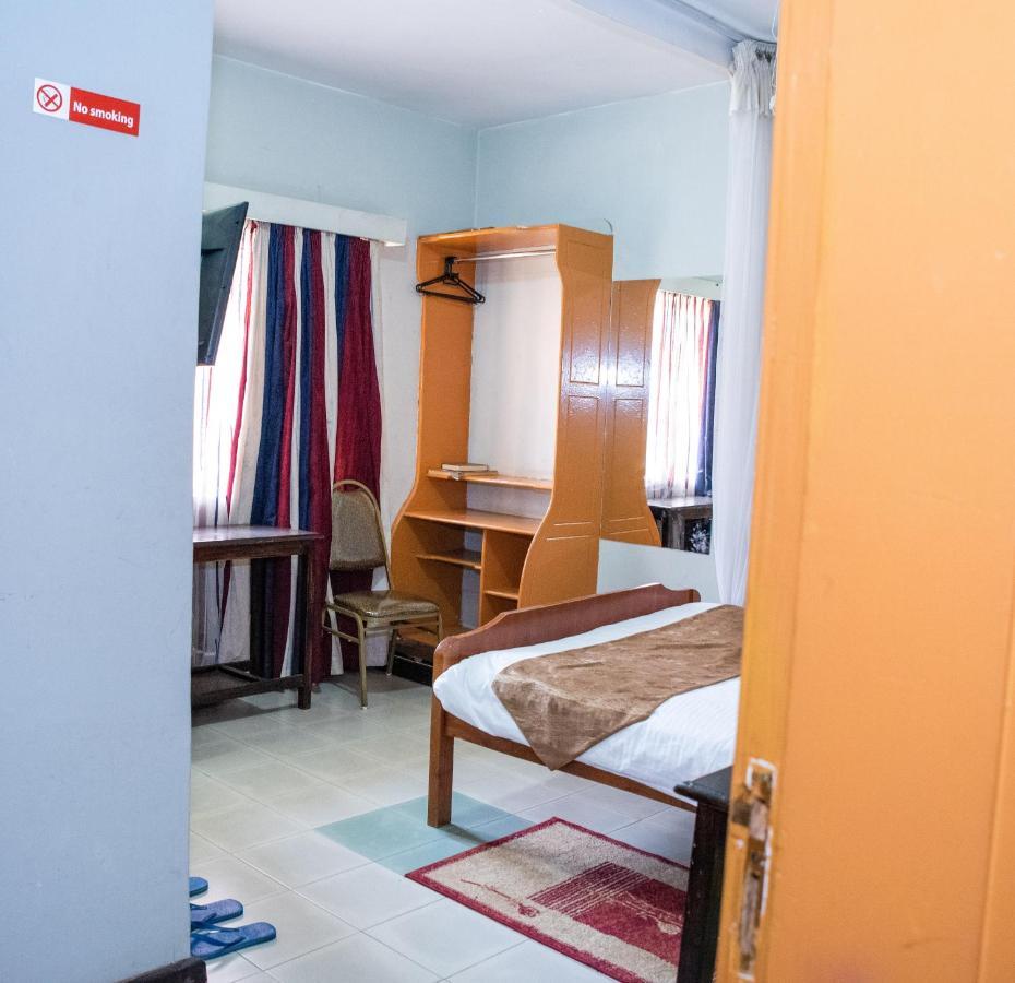 Jupiter Guest House - Parklands Nairobi Luaran gambar